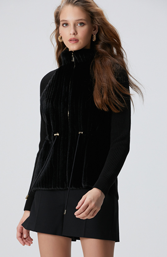 Siyah Suni Kürklü Mont