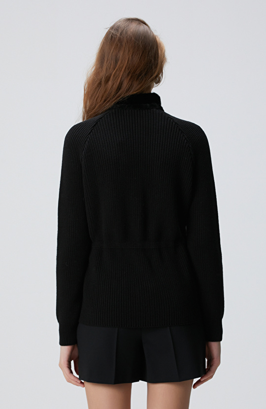 Siyah Suni Kürklü Mont