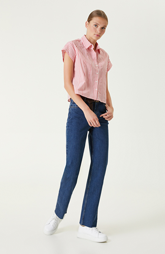 Kırmızı Beyaz Gömlek