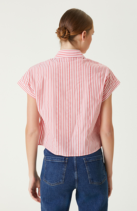 Kırmızı Beyaz Gömlek