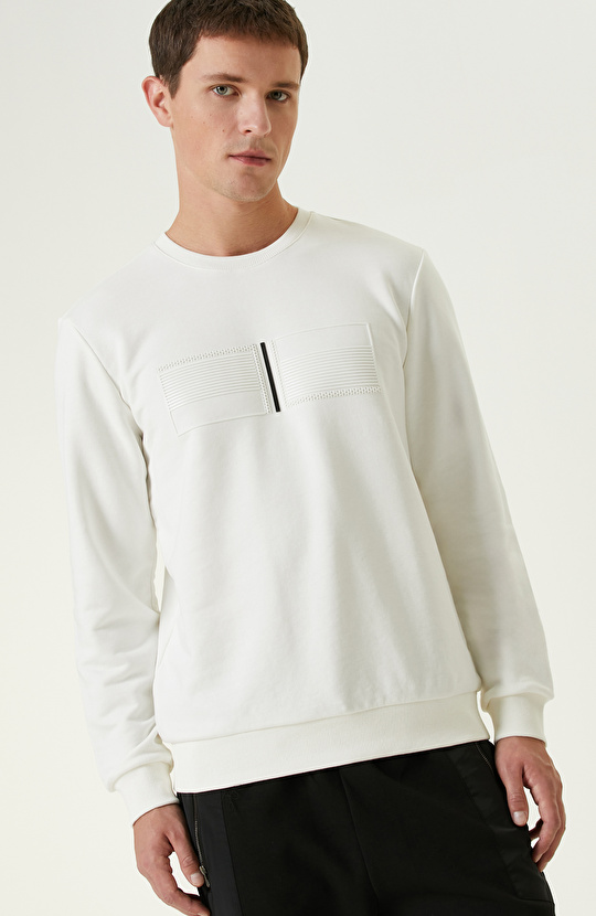 Kırık Beyaz Sweatshirt