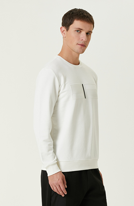 Kırık Beyaz Sweatshirt
