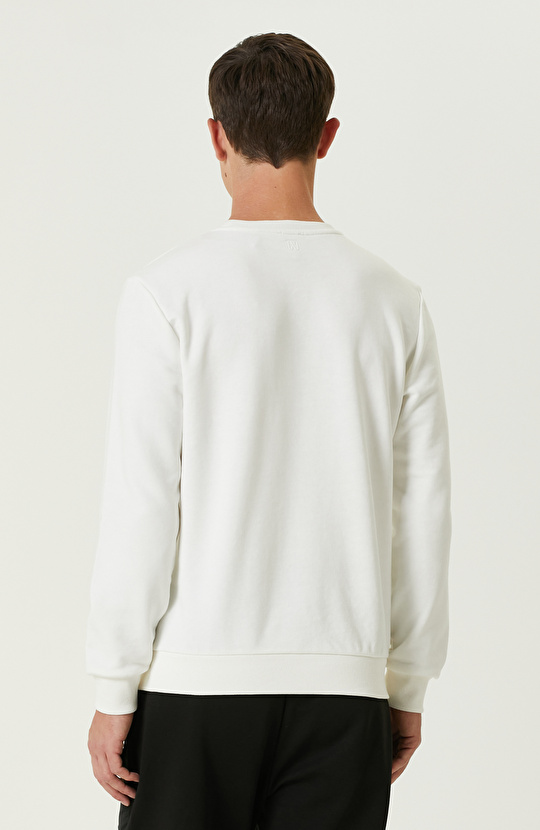 Kırık Beyaz Sweatshirt