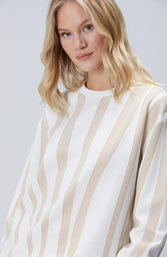 Vizon Kırık Beyaz Sweatshirt