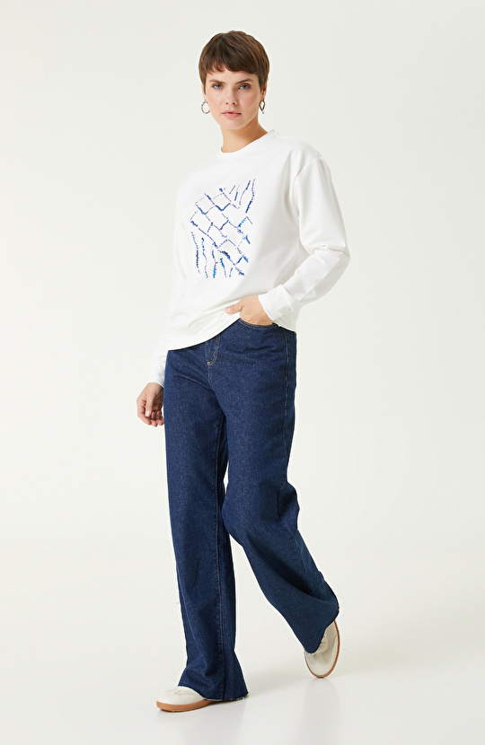 Kırık Beyaz Payetli Sweatshirt