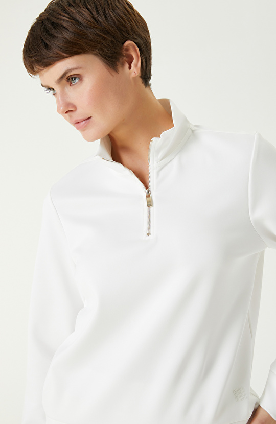 Kırık Beyaz Sweatshirt