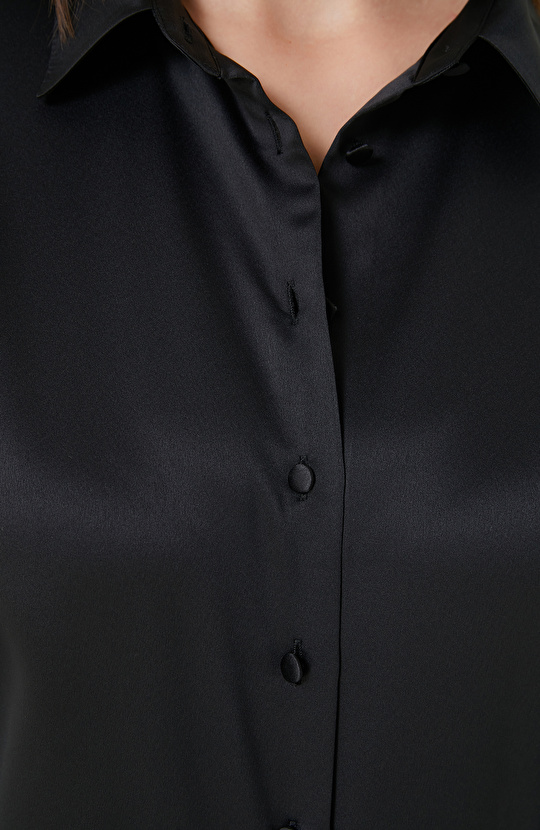 Siyah Gömlek