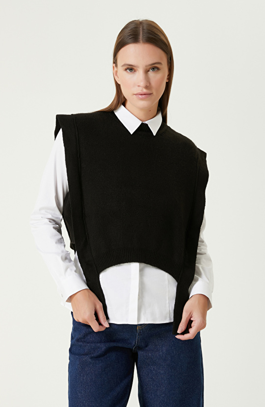 Siyah Kadın Boyunluk