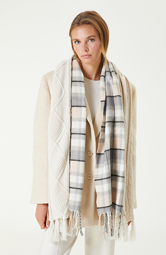 Gri Desenli Kadın Atkı