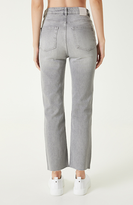 Açık Gri Denim Pantolon
