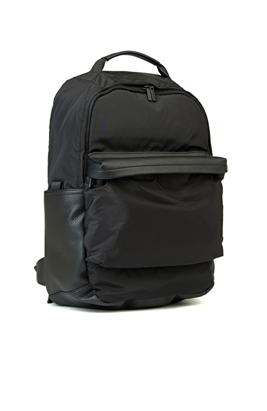 Siyah Erkek Sırt Çantası