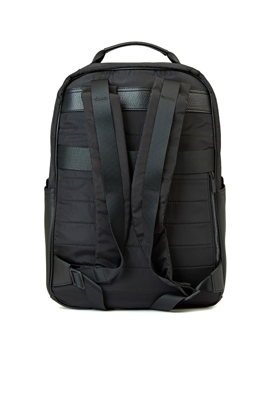 Siyah Erkek Sırt Çantası