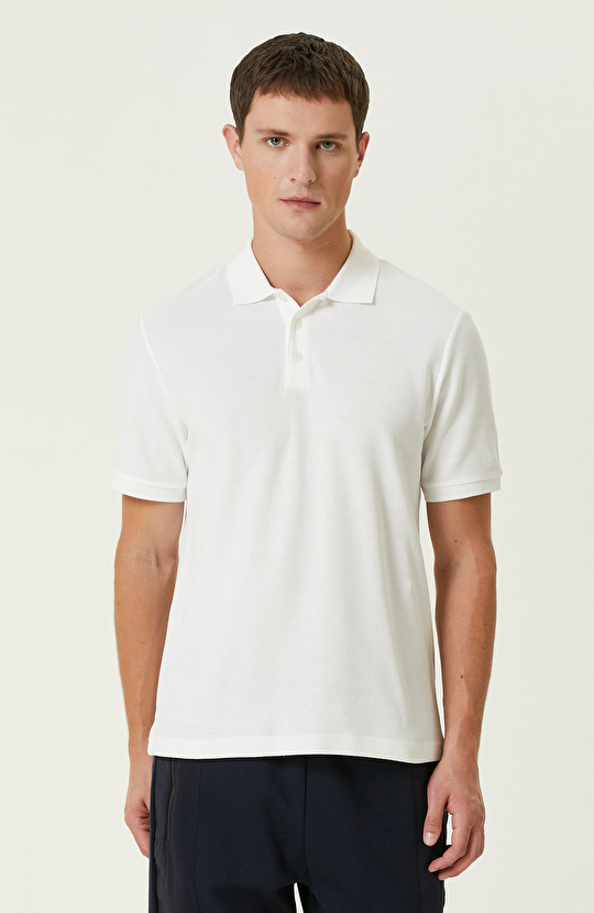 Kırık Beyaz Polo Yaka Jakarlı Tshirt