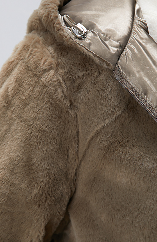 Haki Suni Kürk Mont