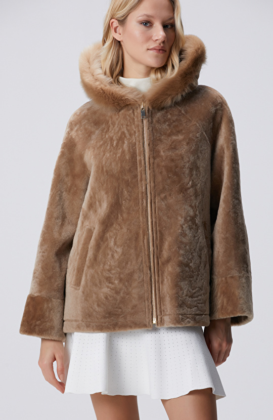 Bej Yakası Kürklü Deri Kaban 