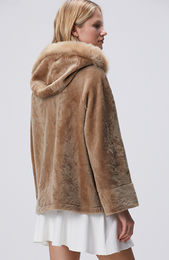 Bej Yakası Kürklü Deri Kaban 