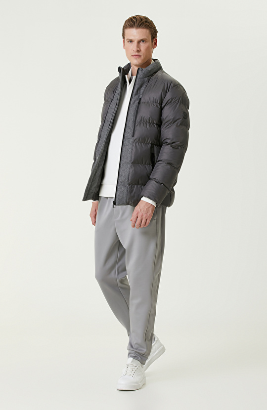 Kırık Beyaz Sweatshirt