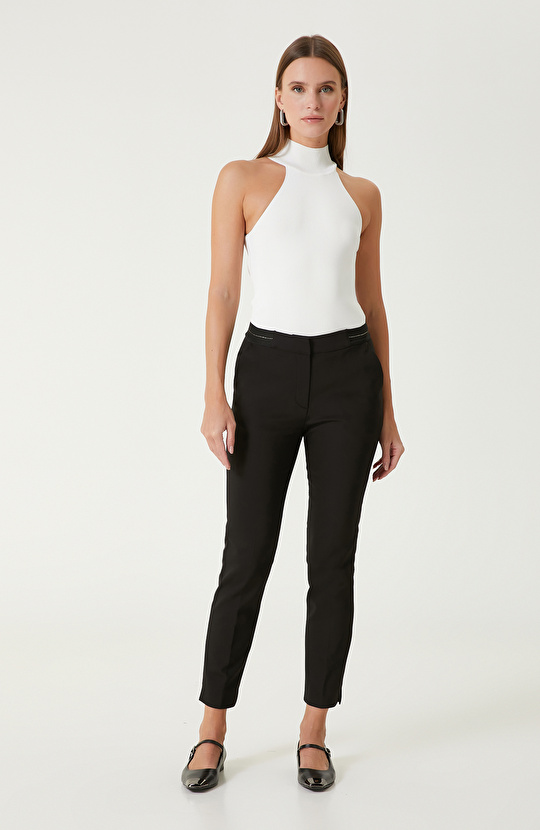 Siyah Kemeri Lastik Detaylı Pantolon