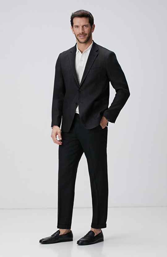 Kırık Beyaz Triko Kazak