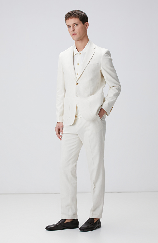 Kırık Beyaz Triko Hırka