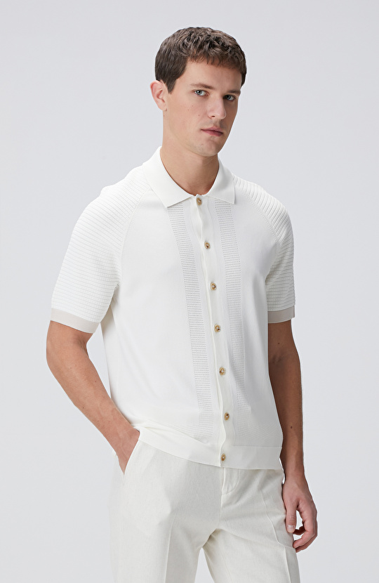 Kırık Beyaz Triko Hırka