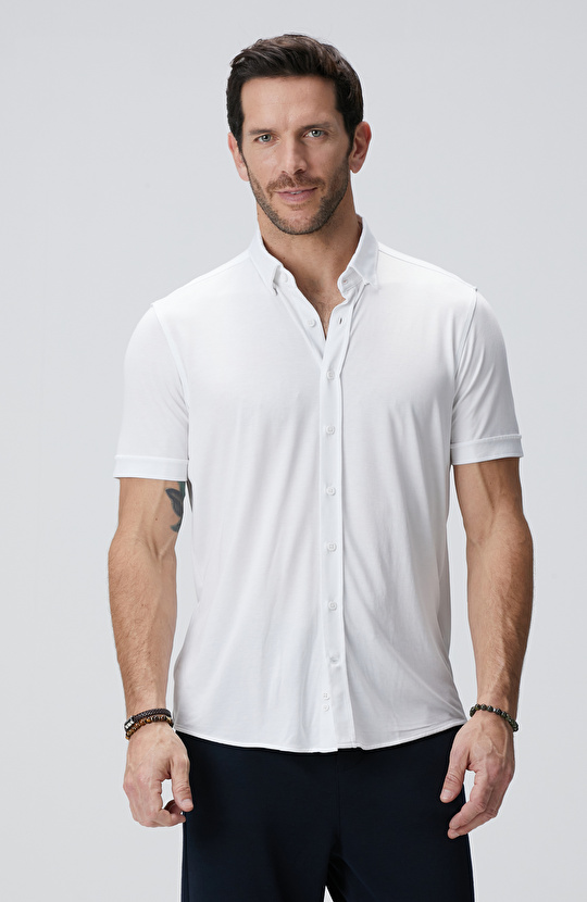 Beyaz Kısa Kol Örme Gömlek