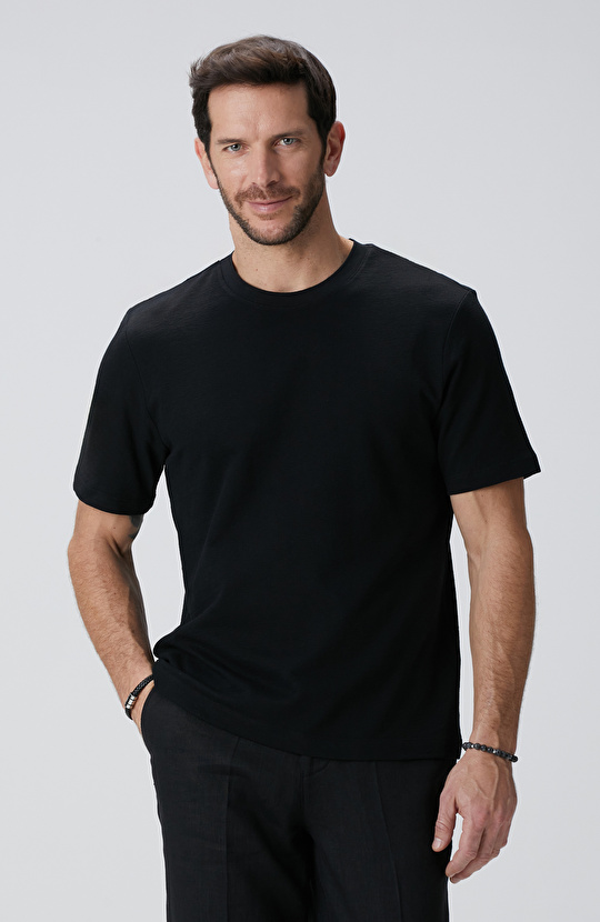Siyah T-shirt