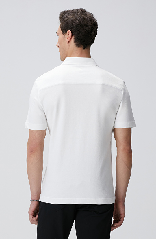 Kırık Beyaz Jakarlı Gömlek