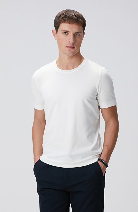 Kırık Beyaz Basic Kazak