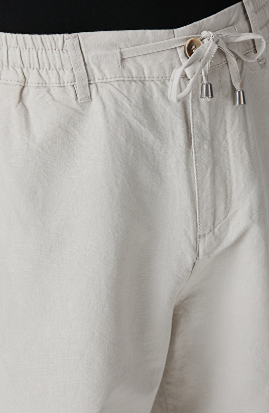 Bej Keten Karışımlı Şort