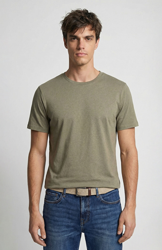 Haki Basic T-shirt