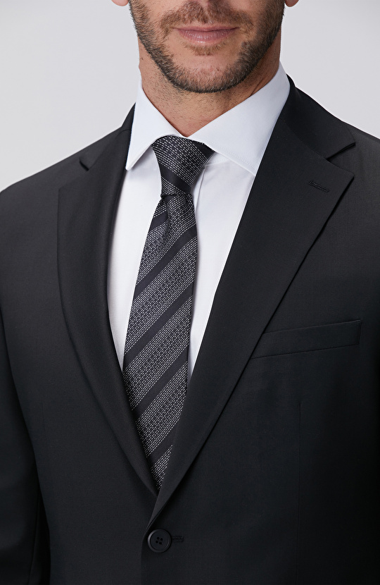 Siyah Yün Karışımlı Takım Elbise