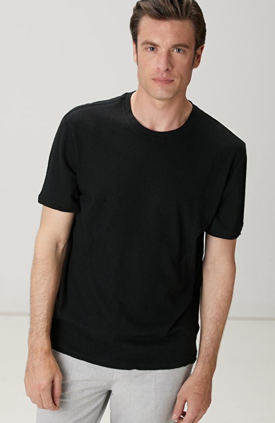 Siyah Keten Karışımlı T-shirt
