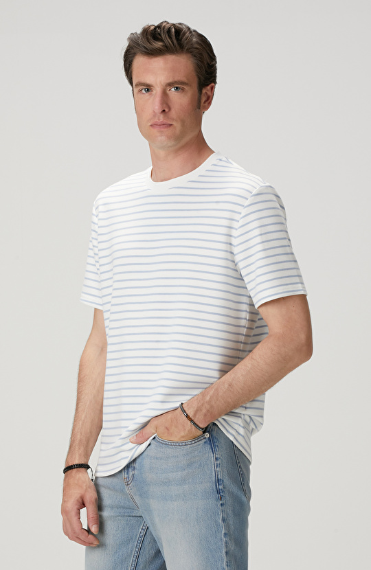 Kırık Beyaz Mavi T-shirt