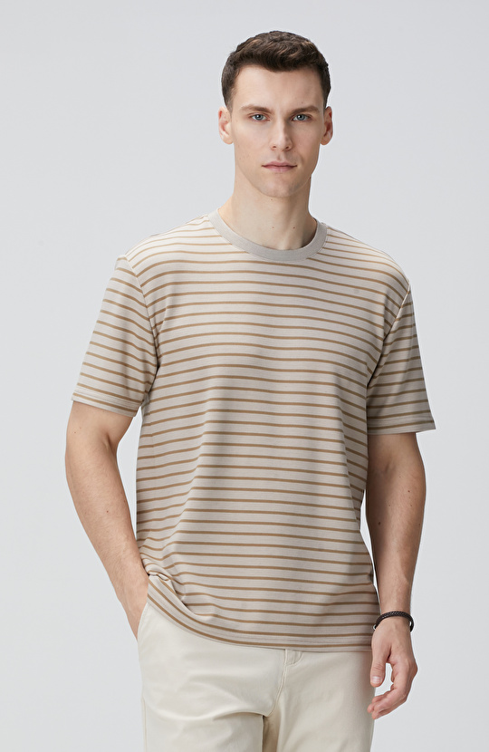 Bej Çizgili T-shirt