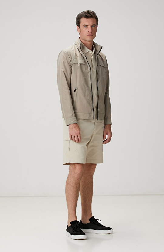 Bej Polo Yaka Gizli Patlı Desenli T-shirt