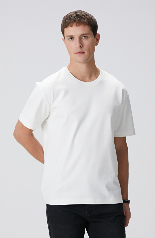 Kırık Beyaz T-shirt Kırık Beyaz T-shirt