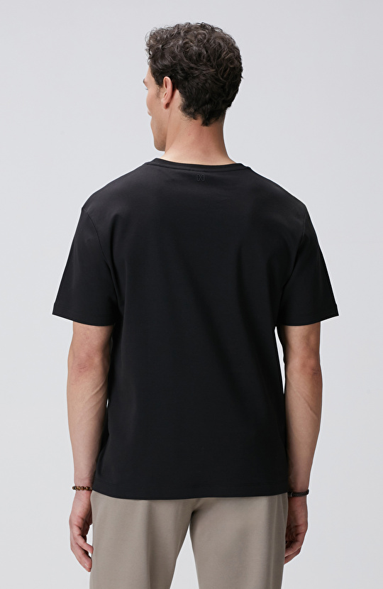 Siyah T-shirt
