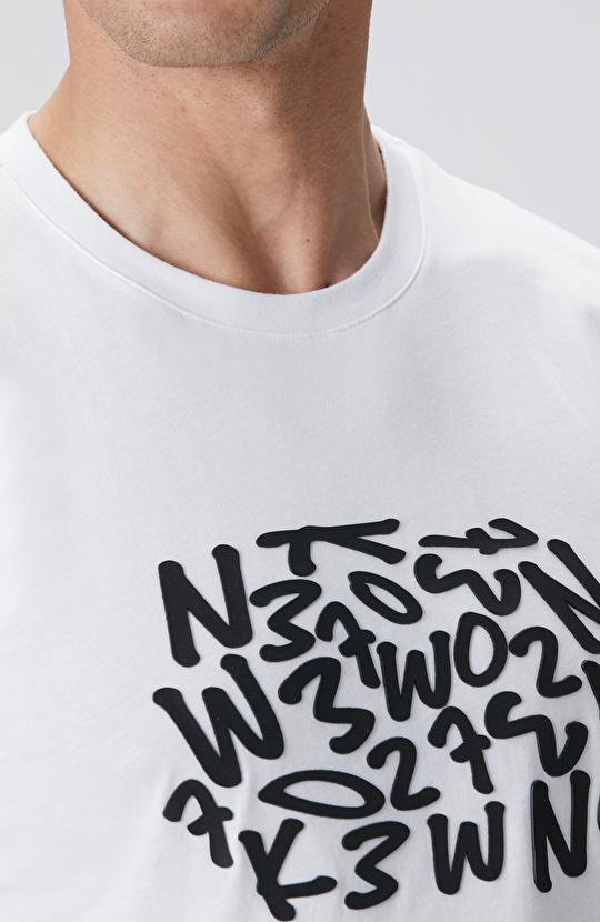 Kırık Beyaz Network Baskılı Örme T-shirt