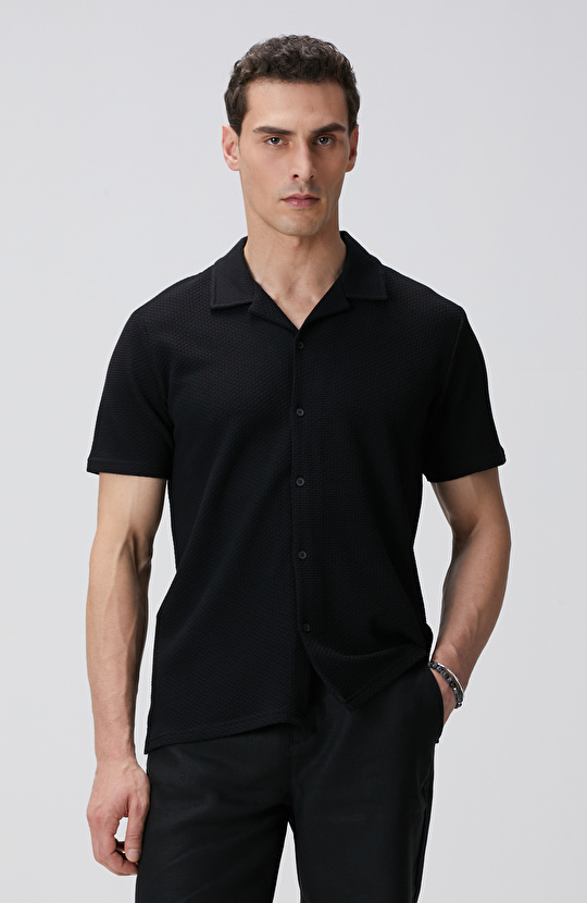 Siyah Örme Gömlek Siyah Örme Gömlek