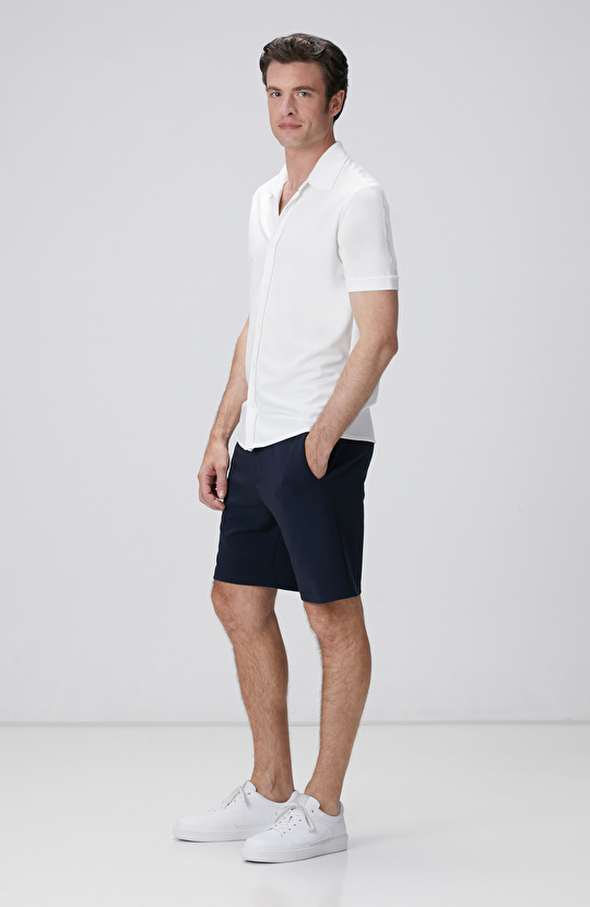 Kırık Beyaz Gömlek