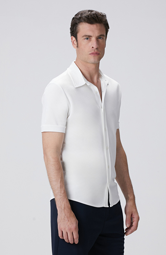 Kırık Beyaz Gömlek