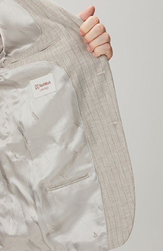 Limited Loro Piana Kumaşından Üretilen Bej Keten İpek Karışımlı Takım Elbise