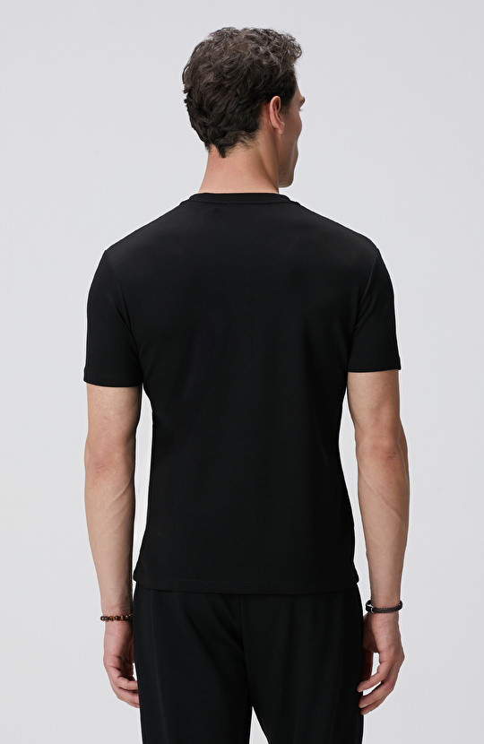 Siyah T-shirt