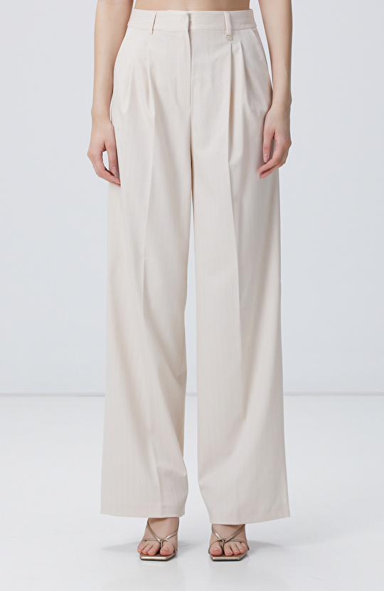 Bej Çizgili Pantolon