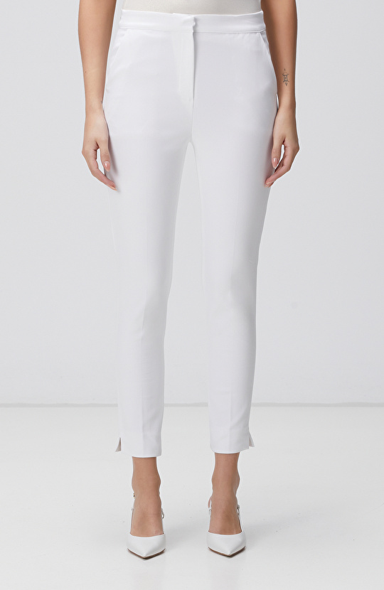 Kırık Beyaz Pantolon