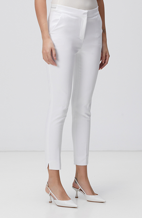 Kırık Beyaz Pantolon