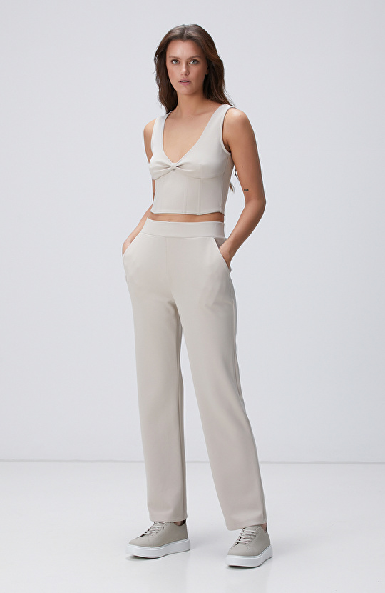 Kırık Beyaz Eşofman