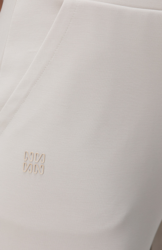 Kırık Beyaz Eşofman