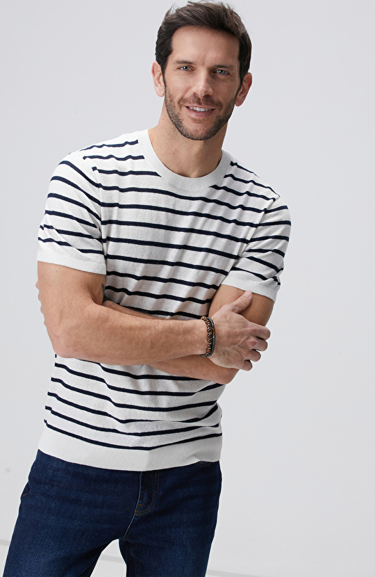 Beyaz Keten Karışımlı Kazak Beyaz Keten Karışımlı Kazak